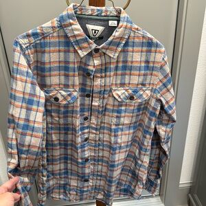 Vissla Men’s flannel size small. Smoke/pet free home.
